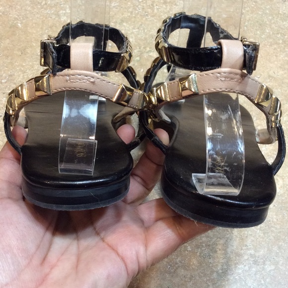 BCBGENERATION STUDDED T-STRAP SANDALS - Picture 4 of 6